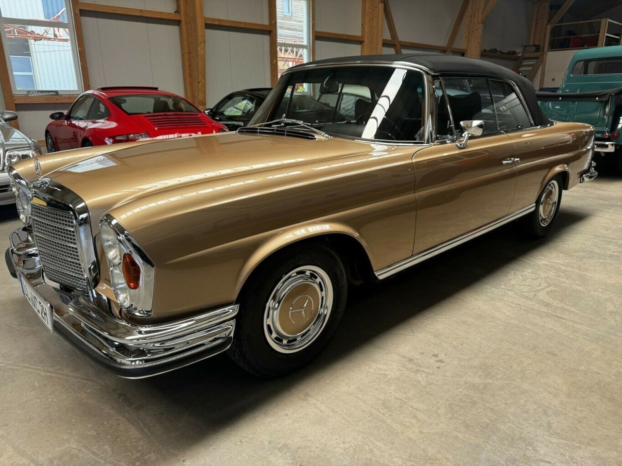 Mercedes-Benz 280 SE Cabrio W111 BRABUS-Classic Restauration - Cabrio: foto 4 Mercedes-Benz 280 SE Cabrio W111 BRABUS-Classic Restauration - Cabrio: foto 4