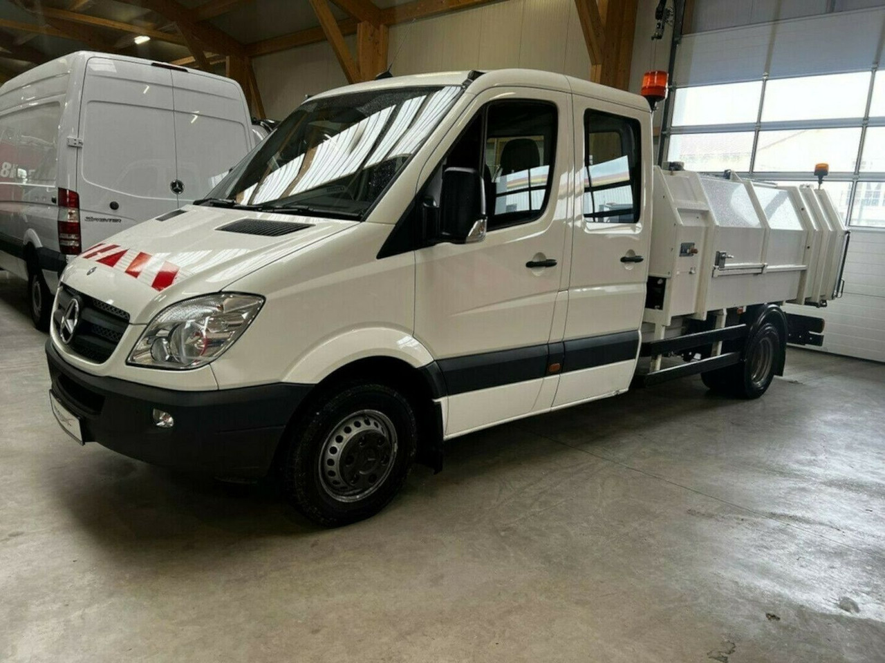 Mercedes-Benz Sprinter 516 CDI Doka LR ZÖLLER Müllpresse Mercedes-Benz Sprinter 516 CDI ZÖLLER-HAGEMANN Müllwagen - Caminhão de lixo: foto 5 Mercedes-Benz Sprinter 516 CDI Doka LR ZÖLLER Müllpresse Mercedes-Benz Sprinter 516 CDI ZÖLLER-HAGEMANN Müllwagen - Caminhão de lixo: foto 5