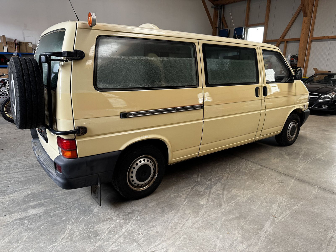 Volkswagen T4 2.5 TDI Syncro 4x4 lang 1. Hand! - Furgão de passageiros: foto 5 Volkswagen T4 2.5 TDI Syncro 4x4 lang 1. Hand! - Furgão de passageiros: foto 5