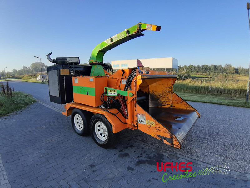 Woodsman 18 XX - Estilhaçadora de madeira: foto 1 Woodsman 18 XX - Estilhaçadora de madeira: foto 1