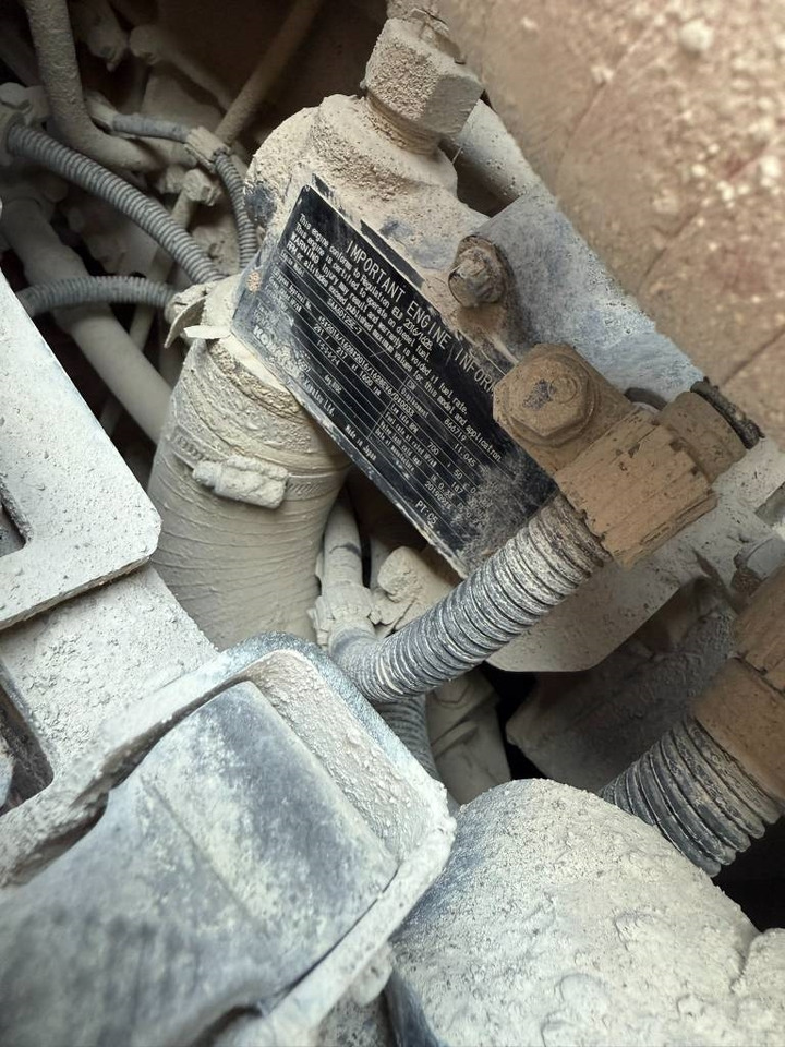 Pá carregadora de rodas KOMATSU WA475-10EO: foto 15
