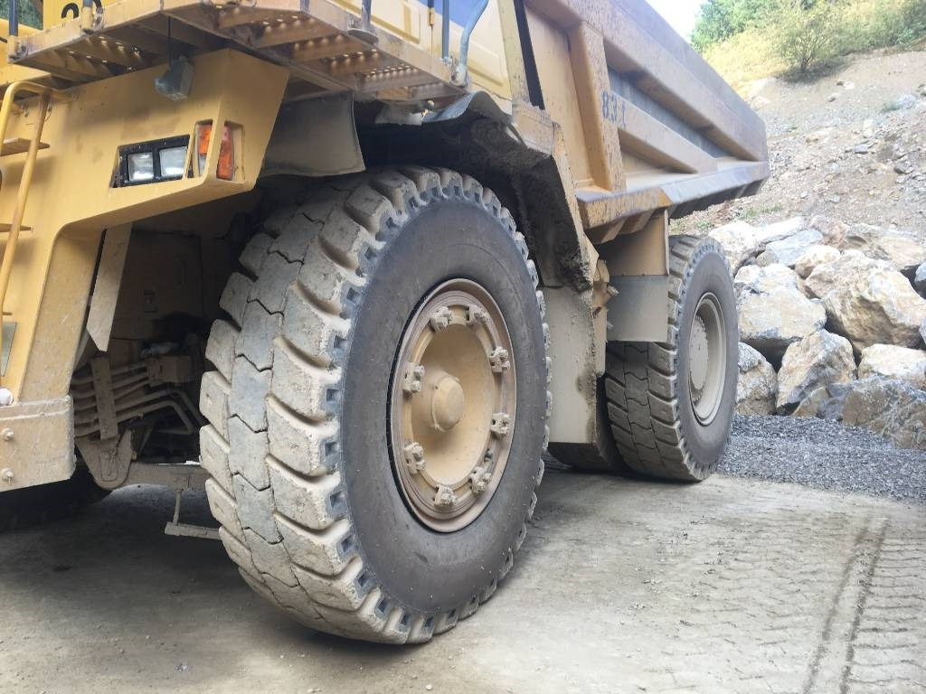 Komatsu HD 785-3 - Caminhão fora de estrada: foto 2 Komatsu HD 785-3 - Caminhão fora de estrada: foto 2