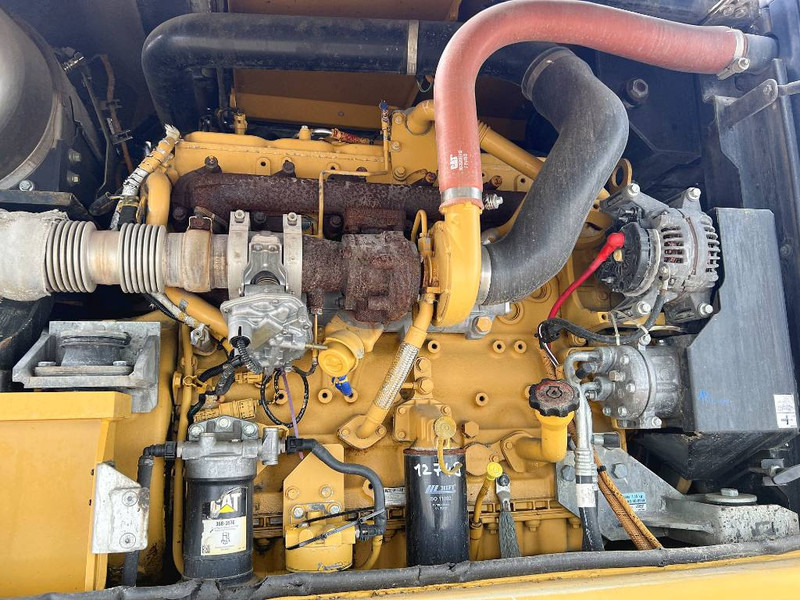 Manipulador de material para transporte de lixo Cat MH 3022    2015    CE: foto 12