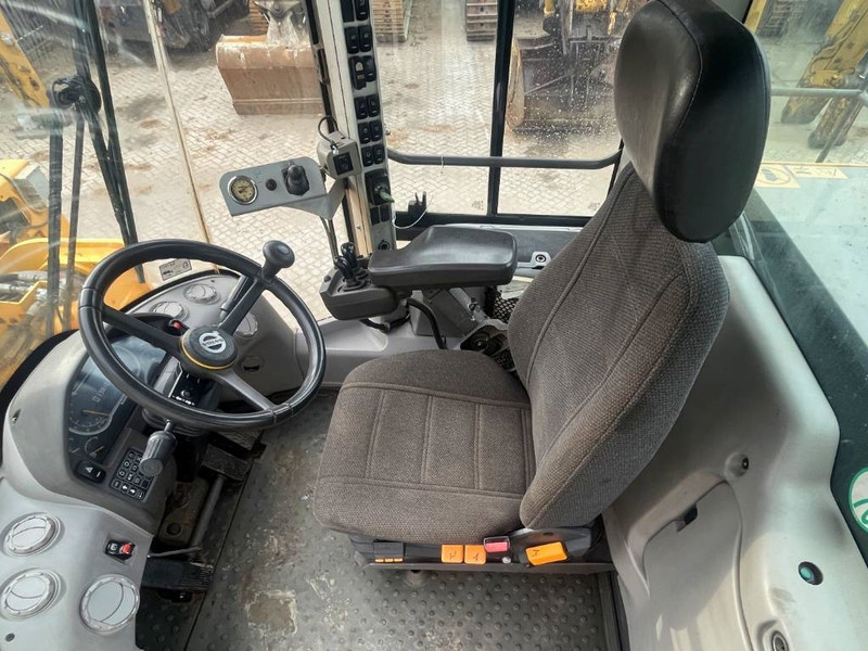 Locação financeira de Volvo L 180 H 2015 Volvo L 180 H 2015: foto 11