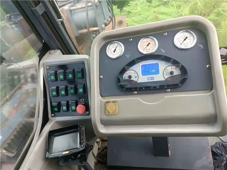 XCMG 2020 Year Xz680 Used HDD Machine Horizontal Directional Drilling Rig for Sale - Máquina de perfuração: foto 5 XCMG 2020 Year Xz680 Used HDD Machine Horizontal Directional Drilling Rig for Sale - Máquina de perfuração: foto 5