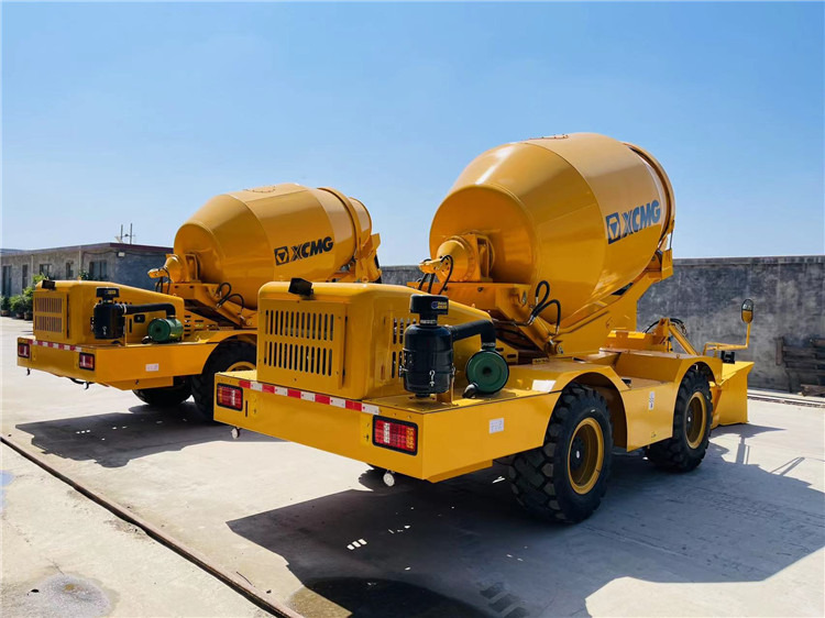 Betoneira novo XCMG 4m3 Self-Loading Mobile Concrete Mixer Truck Automatic Concrete Mixer for Sale: foto 7