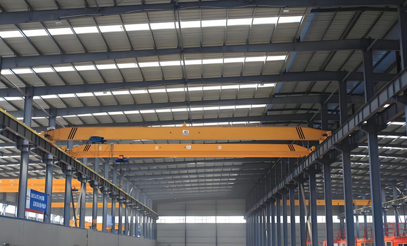 XCMG Electric Single Beam Overhead Crane - Guindaste de pórtico: foto 2 XCMG Electric Single Beam Overhead Crane - Guindaste de pórtico: foto 2
