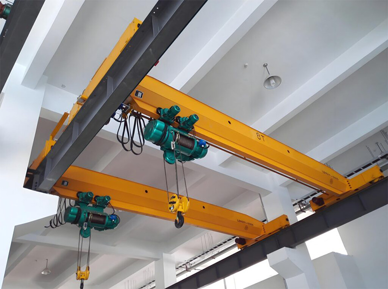 XCMG Electric Single Girder Overhead Crane - Guindaste de pórtico: foto 3 XCMG Electric Single Girder Overhead Crane - Guindaste de pórtico: foto 3