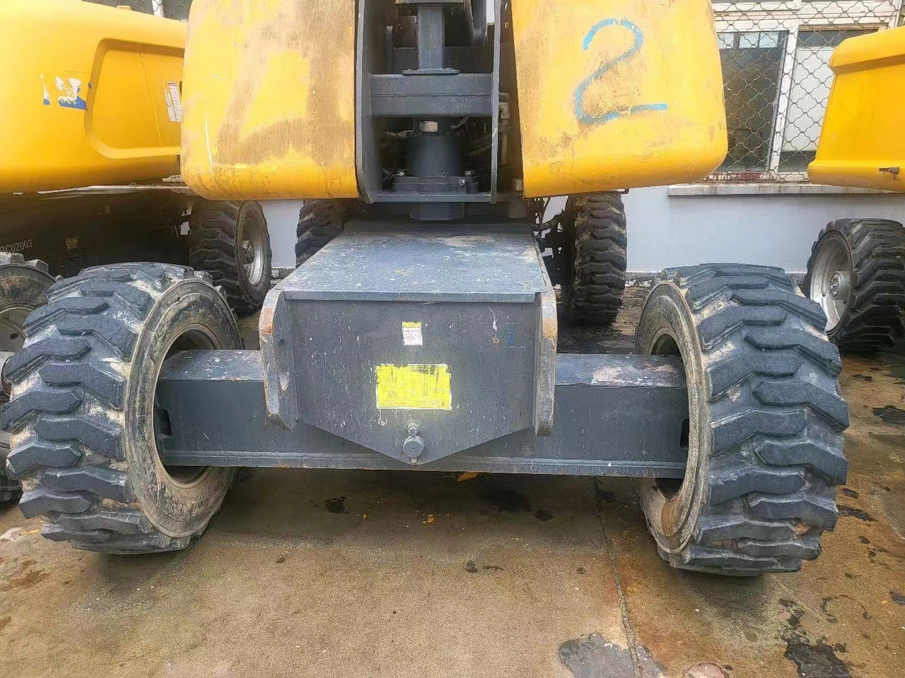 XCMG Official Cherry Picker Boom Lift GTBZ26S 26m Straight Arm Lift Aerial Work Platform Price - Plataforma telescópica: foto 4 XCMG Official Cherry Picker Boom Lift GTBZ26S 26m Straight Arm Lift Aerial Work Platform Price - Plataforma telescópica: foto 4