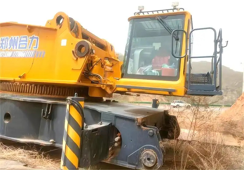 XCMG Official Crane Lifting Equipment Used Crawler crane XGC11000 - Guindaste sobre esteiras: foto 4 XCMG Official Crane Lifting Equipment Used Crawler crane XGC11000 - Guindaste sobre esteiras: foto 4