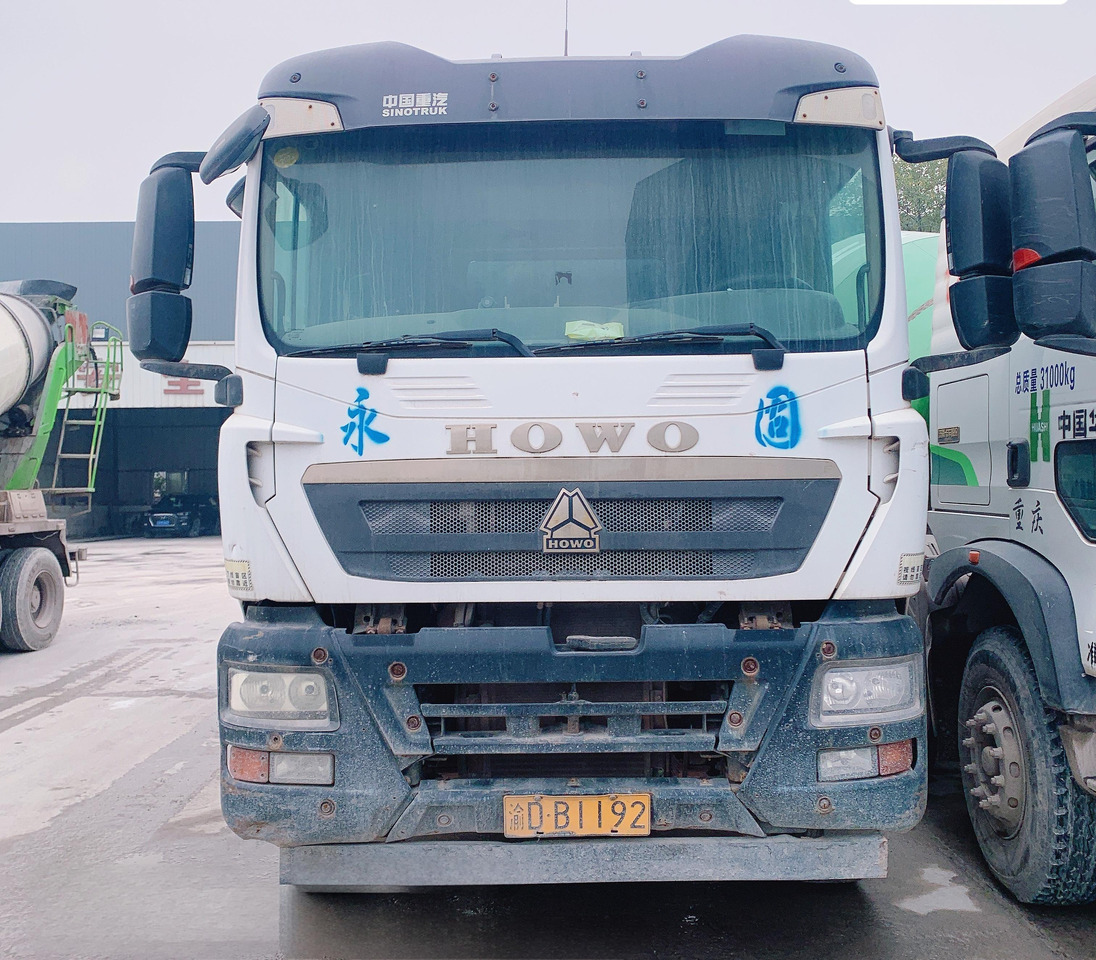 XCMG Official G4806E HOWO Cement Concrete Mixer Used 12 Cubic Meters Concrete Mixer Cement Truck - Camião betoneira: foto 2 XCMG Official G4806E HOWO Cement Concrete Mixer Used 12 Cubic Meters Concrete Mixer Cement Truck - Camião betoneira: foto 2