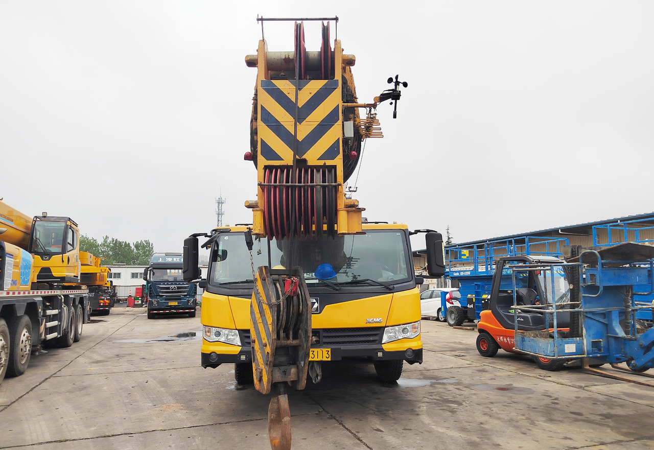 XCMG Official Second Hand 100 Ton Truck Crane XCT100 Hydraulic Mobile Crane Hot Sale - Grua móvel: foto 3 XCMG Official Second Hand 100 Ton Truck Crane XCT100 Hydraulic Mobile Crane Hot Sale - Grua móvel: foto 3