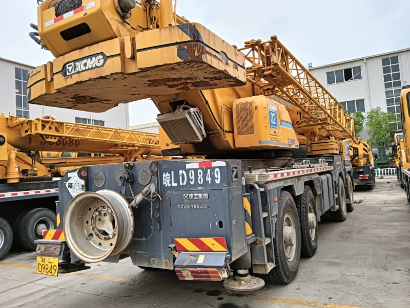 XCMG Official Second Hand Hydraulic Truck Crane XCT80L6 6-Section Arm Mobile Truck Crane For Sale - Grua móvel: foto 2 XCMG Official Second Hand Hydraulic Truck Crane XCT80L6 6-Section Arm Mobile Truck Crane For Sale - Grua móvel: foto 2