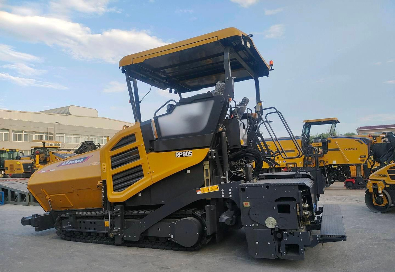 XCMG RP905IV used crawler portable concrete asphalt paver price - Acabadora: foto 4 XCMG RP905IV used crawler portable concrete asphalt paver price - Acabadora: foto 4