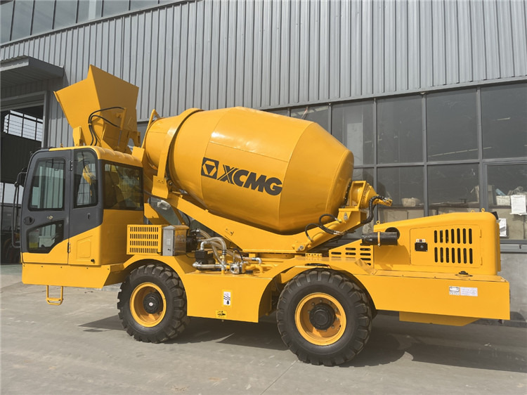XCMG Self Loading Concrete Mixer 3.5m3 Portable Diesel Mini Small Concrete Cement Mixer for Sale - Betoneira: foto 3 XCMG Self Loading Concrete Mixer 3.5m3 Portable Diesel Mini Small Concrete Cement Mixer for Sale - Betoneira: foto 3