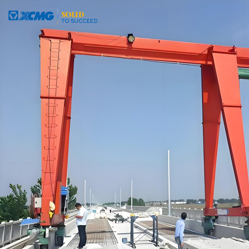 XCMG Single Girder Tyre Gantry Crane - Guindaste de pórtico: foto 1 XCMG Single Girder Tyre Gantry Crane - Guindaste de pórtico: foto 1