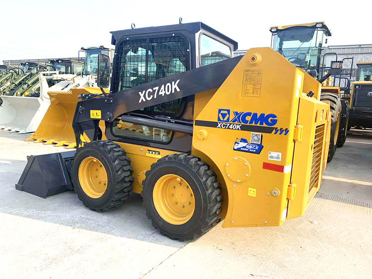XCMG XC740K small 1ton skid steer loader with attachment price - Mini pá carregadora: foto 4 XCMG XC740K small 1ton skid steer loader with attachment price - Mini pá carregadora: foto 4