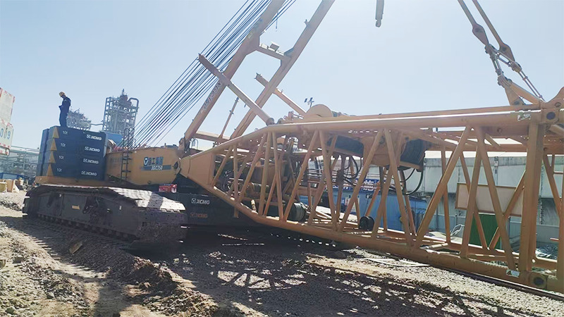 XCMG XGC300 used 300 tons crawler crane for sale - Guindaste sobre esteiras: foto 4 XCMG XGC300 used 300 tons crawler crane for sale - Guindaste sobre esteiras: foto 4