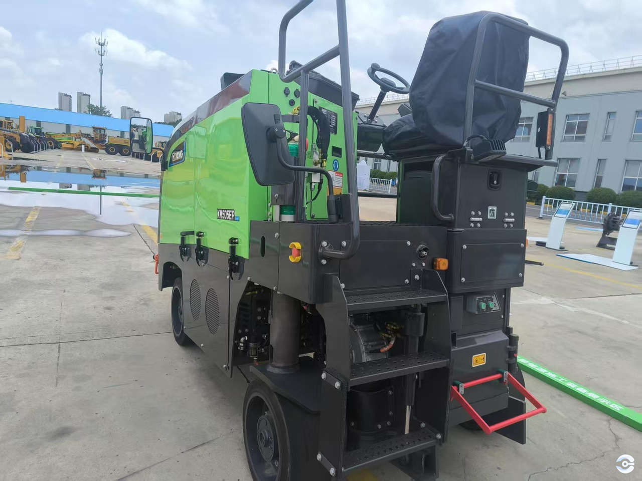 XCMG official used electric small cold milling machine Xm505ep 500mm width - Aplainadora (Fresadora): foto 2 XCMG official used electric small cold milling machine Xm505ep 500mm width - Aplainadora (Fresadora): foto 2