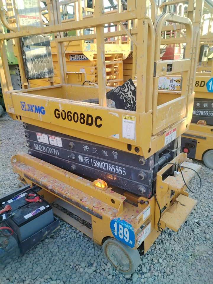 Plataforma de Tijera/ Plataforma de tesoura XCMG scissor lift 6m hydraulic Self-propelled scissor lift machine price: foto 7 Plataforma de Tijera/ Plataforma de tesoura XCMG scissor lift 6m hydraulic Self-propelled scissor lift machine price: foto 7