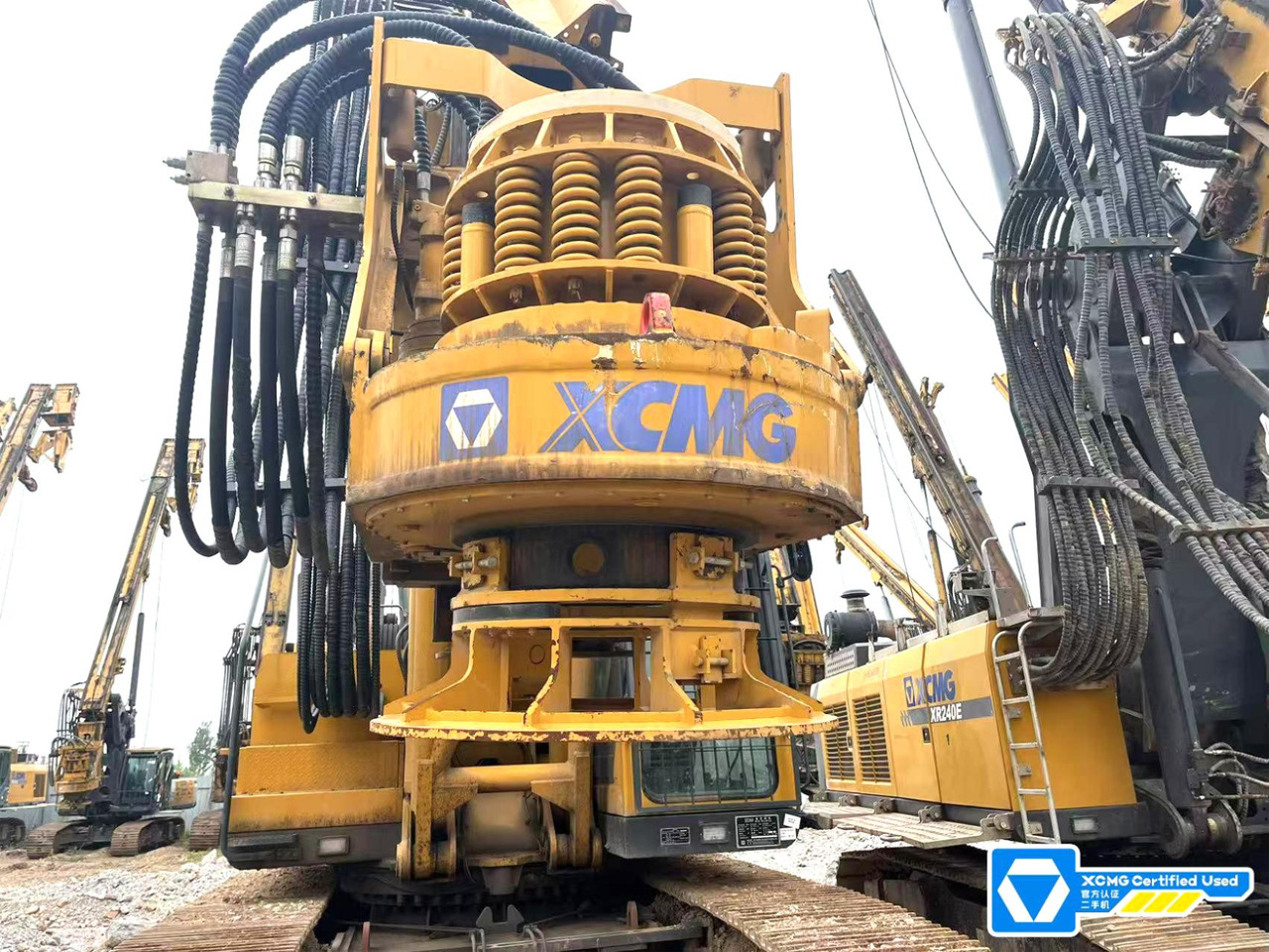 XCMG second hand crawler mobile rotary drilling rig sale in China - Máquina de perfuração: foto 3 XCMG second hand crawler mobile rotary drilling rig sale in China - Máquina de perfuração: foto 3