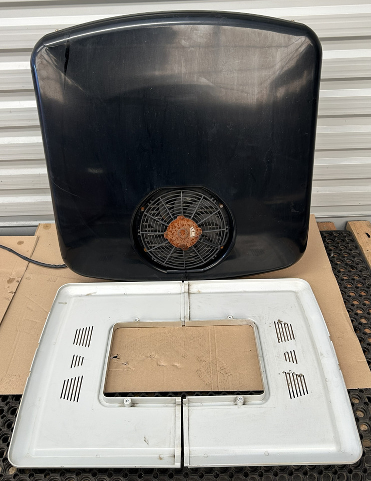 COOLTRONIC 1400 G2 SLIM HATCH - Peça de ar condicionado para Camião: foto 5 COOLTRONIC 1400 G2 SLIM HATCH - Peça de ar condicionado para Camião: foto 5