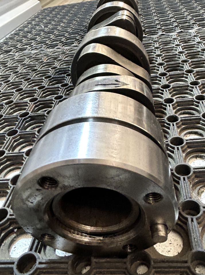 DAF CAMSHAFT DAF XF 106 480 530 - Árvore de cames: foto 4 DAF CAMSHAFT DAF XF 106 480 530 - Árvore de cames: foto 4
