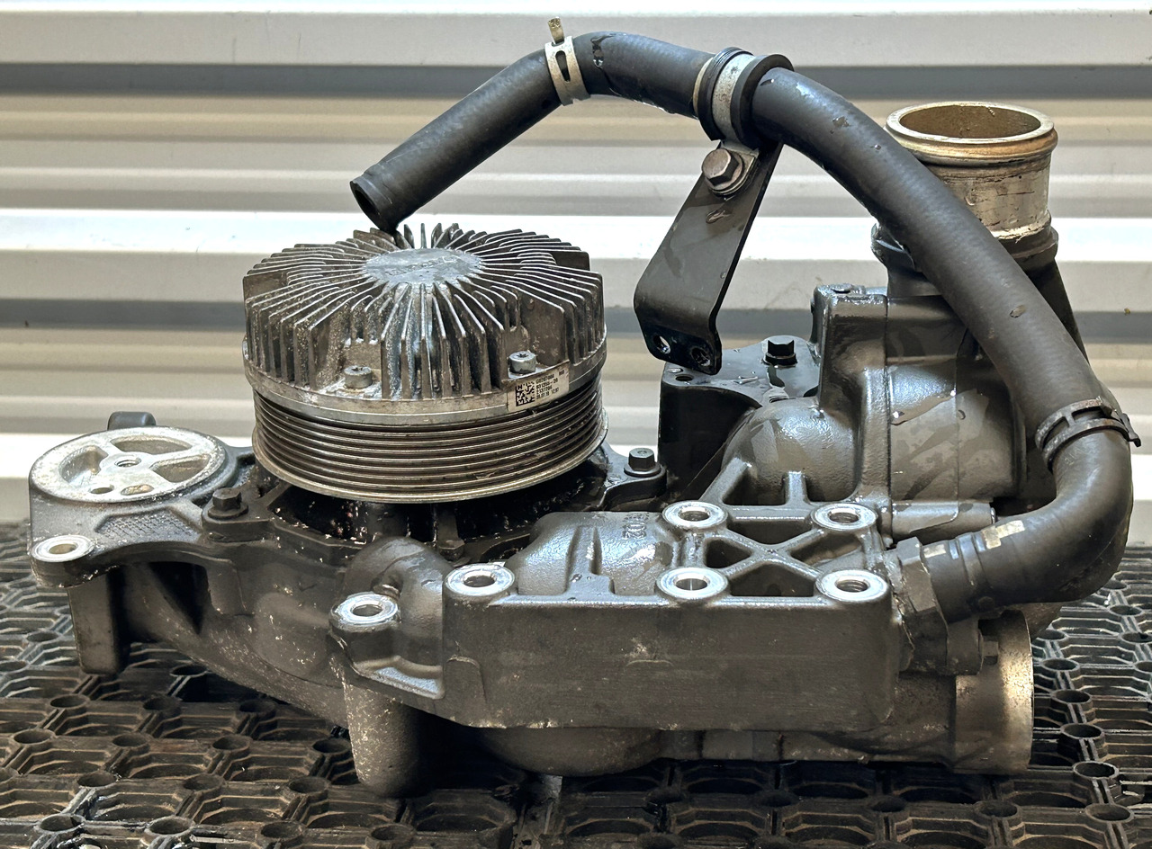 DAF DAF XF 106 480 COOLANT PUMP - Bomba de refrigeração: foto 5 DAF DAF XF 106 480 COOLANT PUMP - Bomba de refrigeração: foto 5