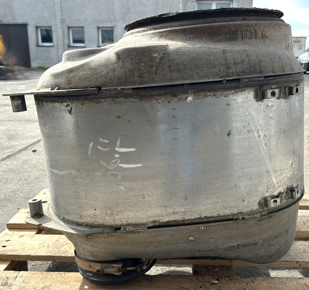 DAF DPF CATALYTIC CONVERTER DAF XF 106 - Conversor catalítico: foto 4 DAF DPF CATALYTIC CONVERTER DAF XF 106 - Conversor catalítico: foto 4