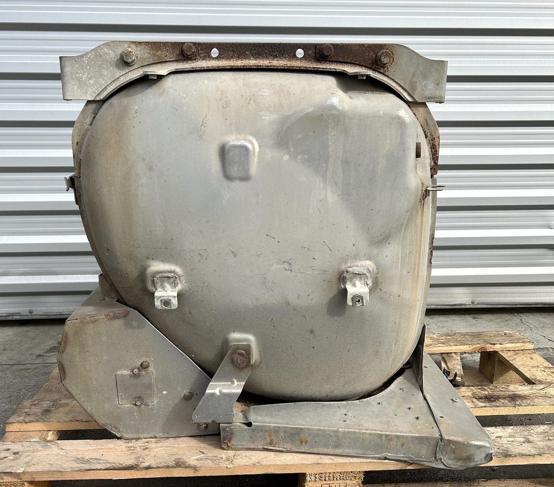 DAF SCR CATALYTIC CONVERTER FOR DAF XF 106 - Conversor catalítico: foto 1 DAF SCR CATALYTIC CONVERTER FOR DAF XF 106 - Conversor catalítico: foto 1