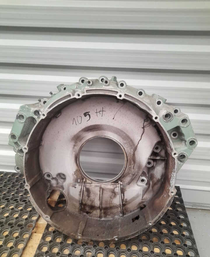 DAF XF 105 1695375105 1695375 105 DAF truck - Volante do motor para Camião: foto 2 DAF XF 105 1695375105 1695375 105 DAF truck - Volante do motor para Camião: foto 2