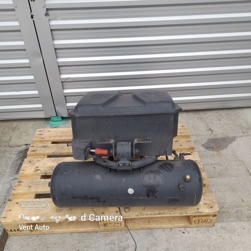 DAF XF 106 1901818 DAF 1901818 truck - Bateria automotiva para Camião: foto 5 DAF XF 106 1901818 DAF 1901818 truck - Bateria automotiva para Camião: foto 5