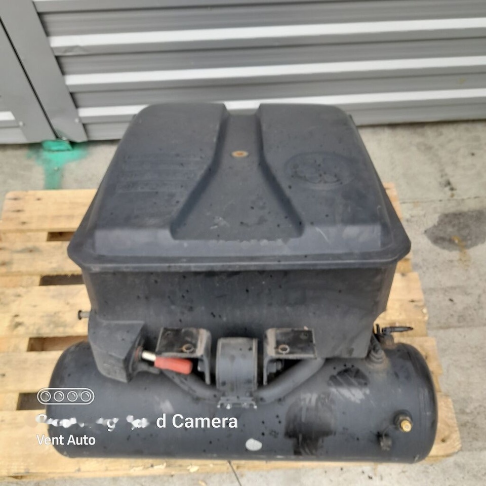 DAF XF 106 1901818 DAF 1901818 truck - Bateria automotiva para Camião: foto 4 DAF XF 106 1901818 DAF 1901818 truck - Bateria automotiva para Camião: foto 4