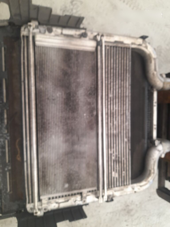 Radiador para Camião DAF XF 106 1909450 / 1993568 DAF truck: foto 7 Radiador para Camião DAF XF 106 1909450 / 1993568 DAF truck: foto 7