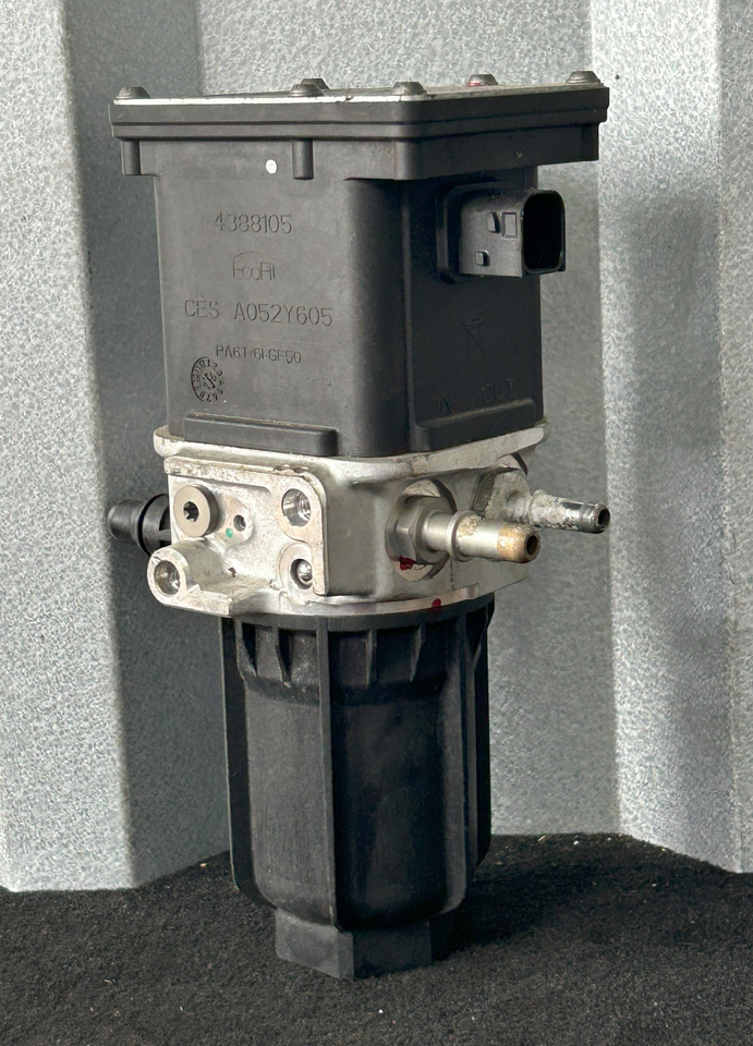 DAF XF 106 480 ADBLUE PUMP 4388105 A052Y605 - Sistema de escape para Camião: foto 3 DAF XF 106 480 ADBLUE PUMP 4388105 A052Y605 - Sistema de escape para Camião: foto 3