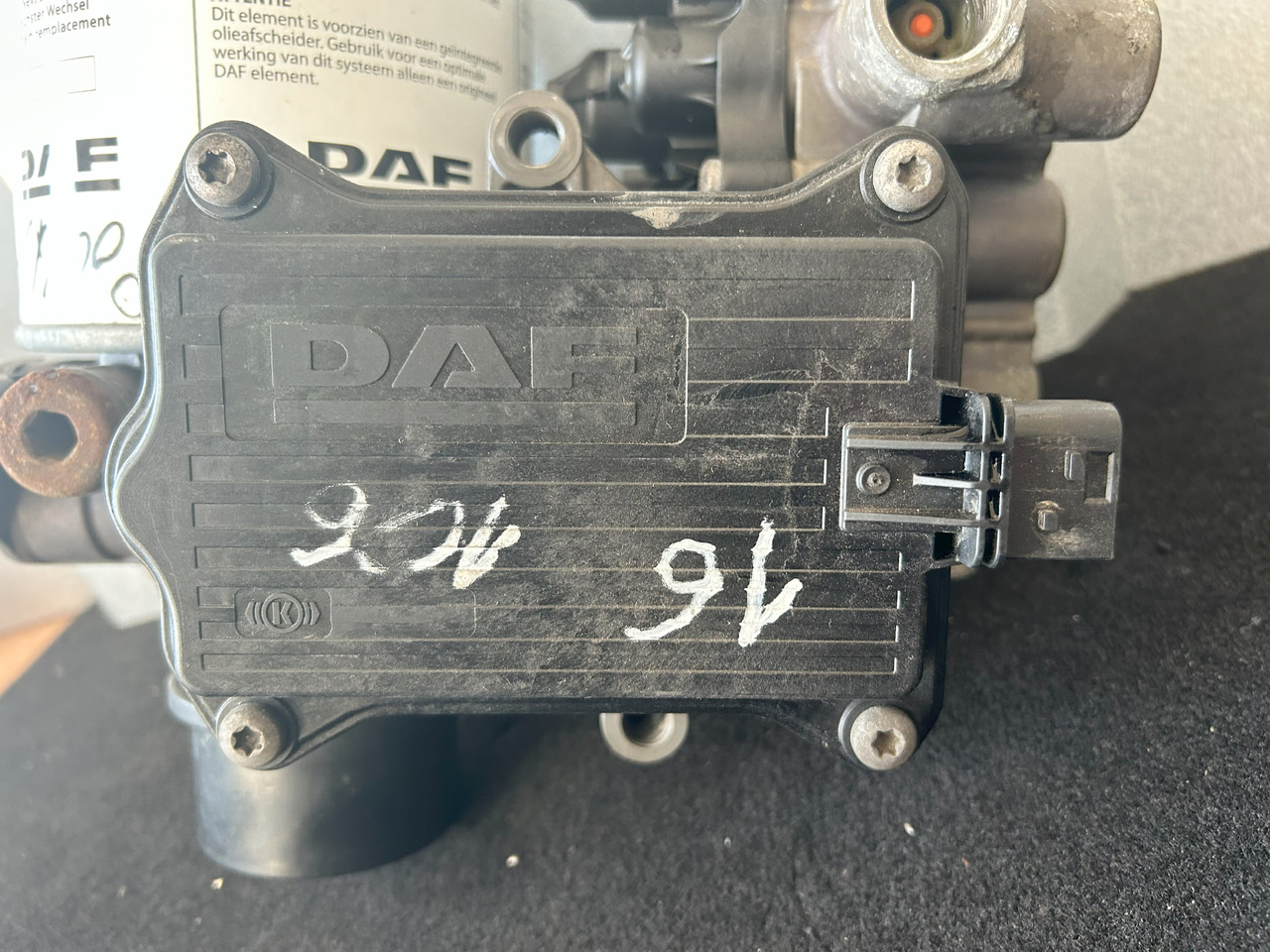 DAF XF 106 480 APU KIT ZEL2100 2027747 ( ELA1000 + AE6000) - Válvula de freio: foto 3 DAF XF 106 480 APU KIT ZEL2100 2027747 ( ELA1000 + AE6000) - Válvula de freio: foto 3