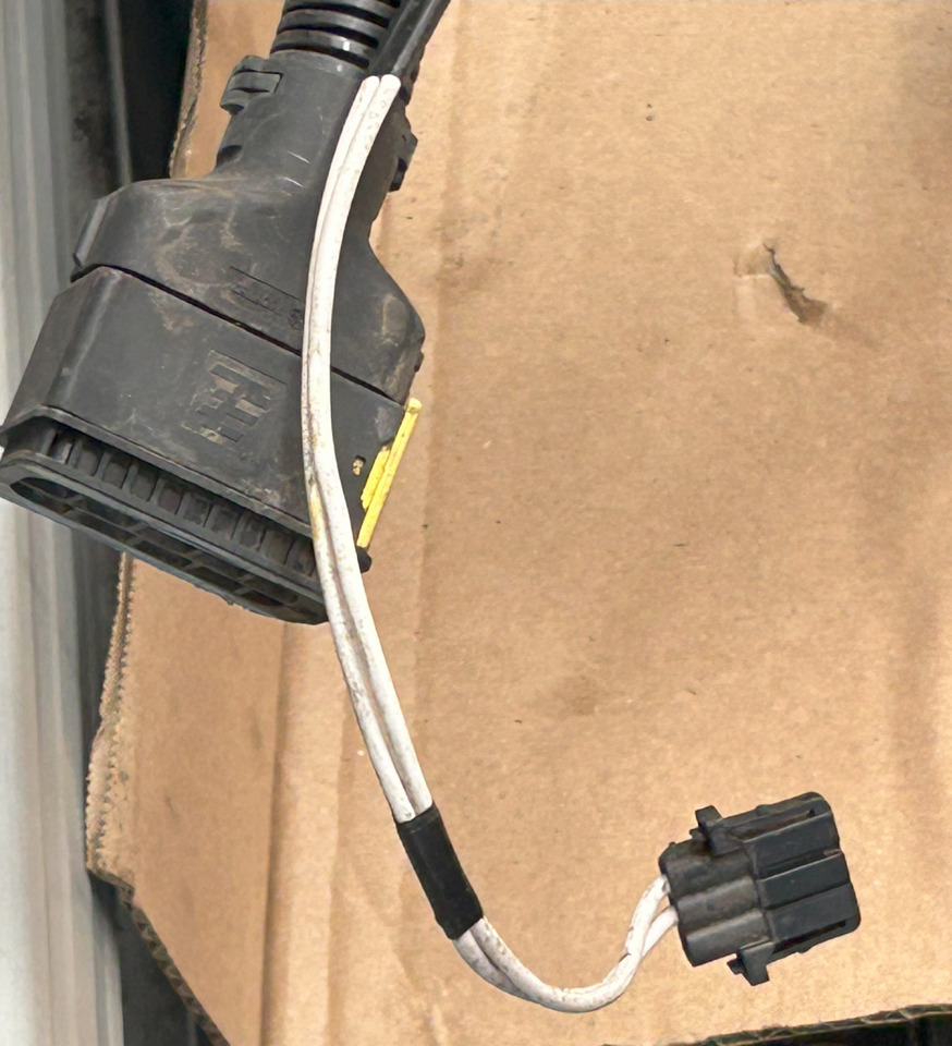 DAF XF 106 ELECTRICAL HARNESS - Cables/ Wire harness: foto 3 DAF XF 106 ELECTRICAL HARNESS - Cables/ Wire harness: foto 3