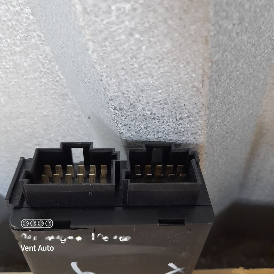 DAF XF 106 LIFT 2151588 DAF 2151588 truck - Centralina electrónica para Camião: foto 4 DAF XF 106 LIFT 2151588 DAF 2151588 truck - Centralina electrónica para Camião: foto 4
