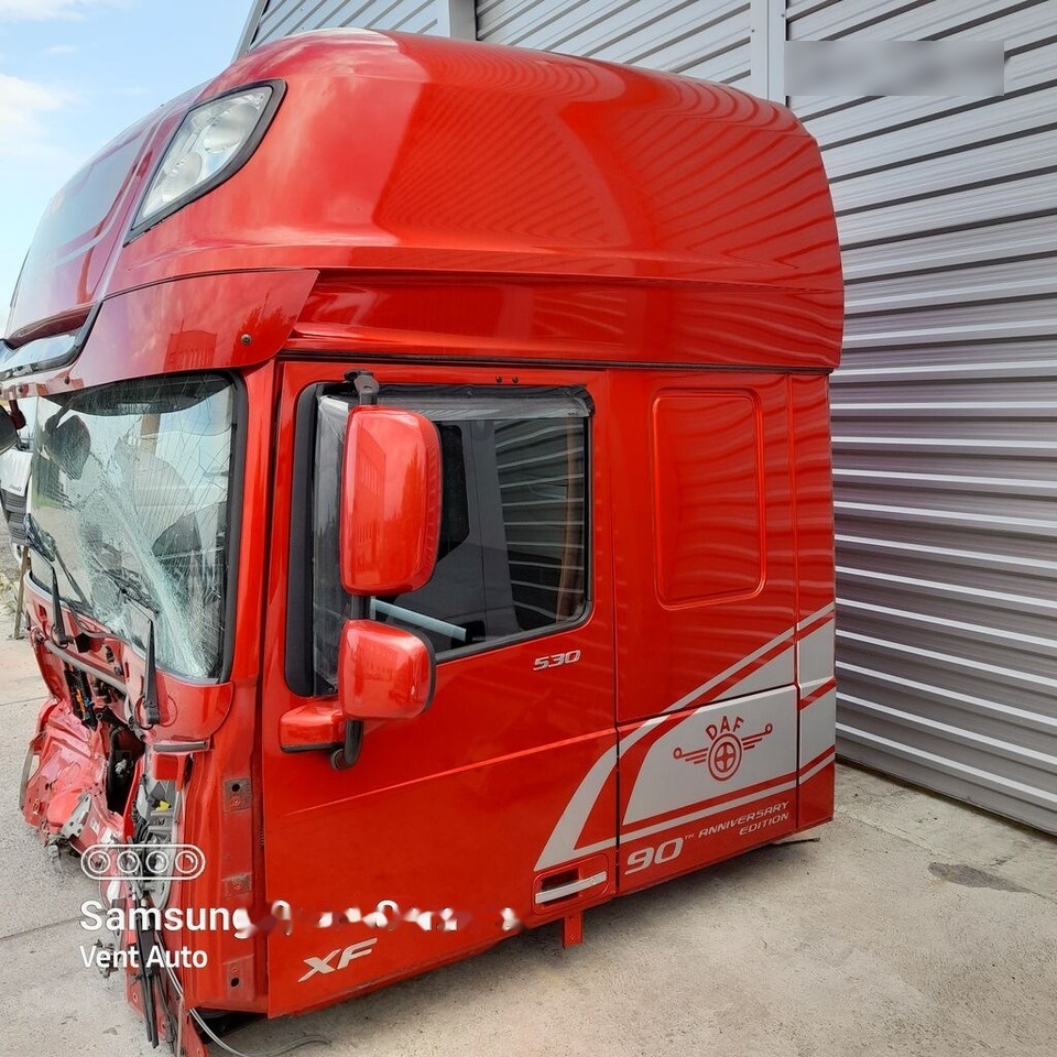 DAF XF 106 SUPER SPACE CAB LIFT FAHRERHAUS CABINE truck - Cabine para Camião: foto 2 DAF XF 106 SUPER SPACE CAB LIFT FAHRERHAUS CABINE truck - Cabine para Camião: foto 2