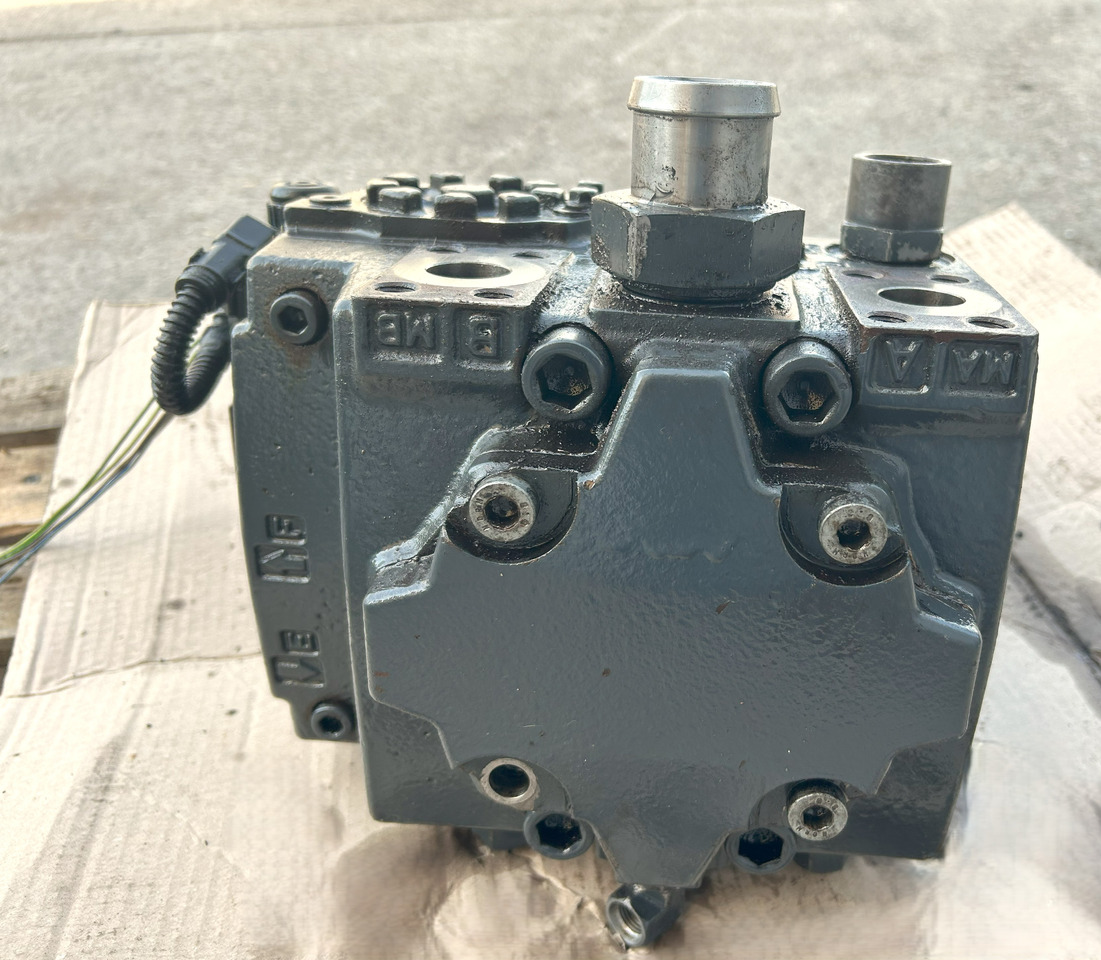 MERCEDES AROCS MP4 HYDRAULIC PUMP HAD - Bomba hidráulica: foto 2 MERCEDES AROCS MP4 HYDRAULIC PUMP HAD - Bomba hidráulica: foto 2