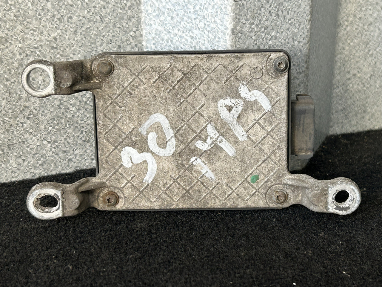 MERCEDES-BENZ RADAR DISTRONIC ACTROS MP4 - Centralina electrónica: foto 4 MERCEDES-BENZ RADAR DISTRONIC ACTROS MP4 - Centralina electrónica: foto 4