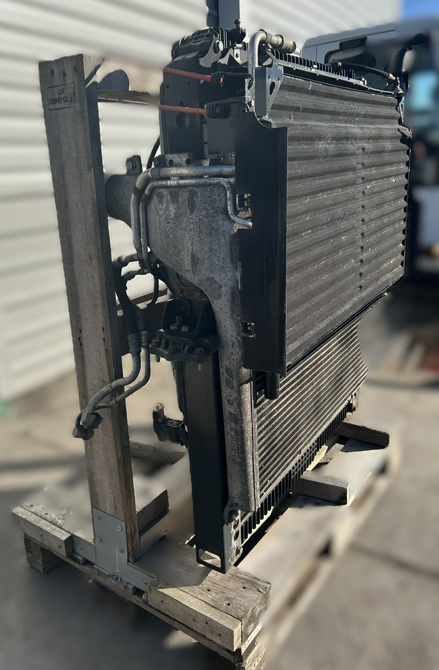Mercedes ACTROS MP4 COOLERS SET - Radiador: foto 2 Mercedes ACTROS MP4 COOLERS SET - Radiador: foto 2