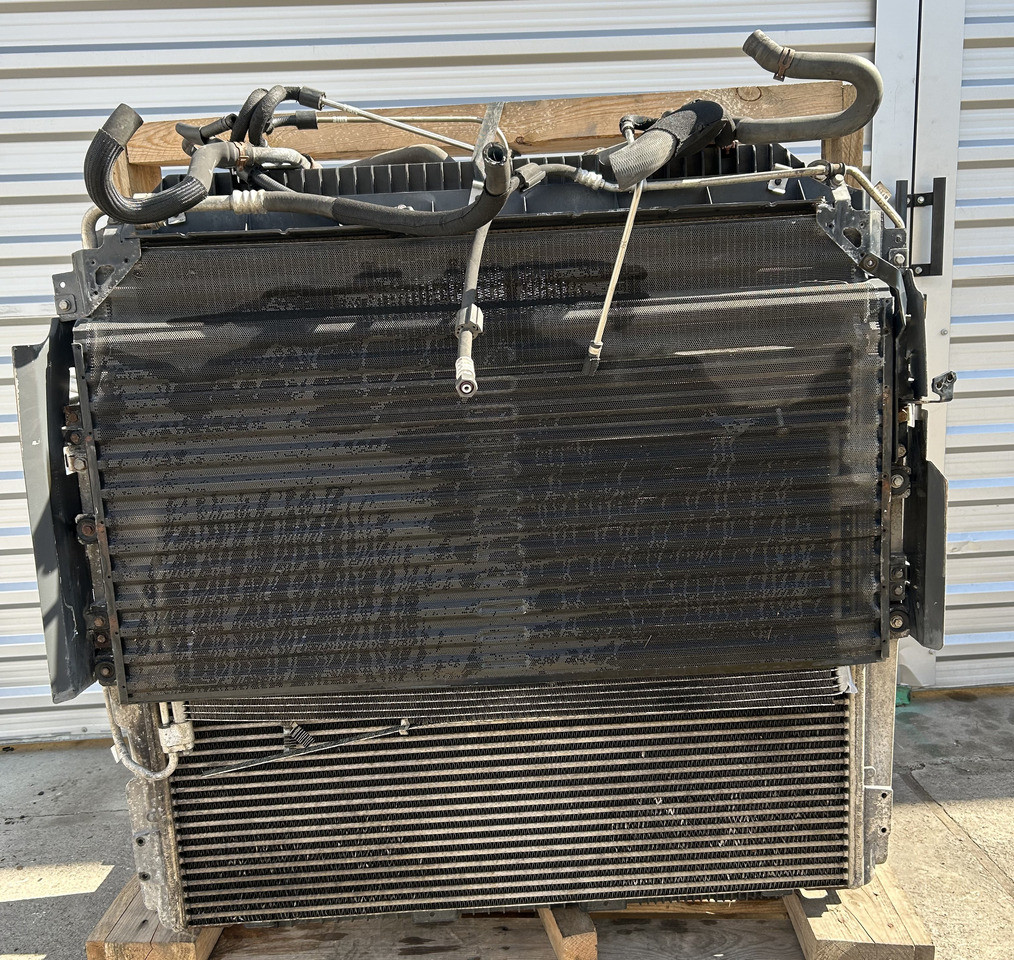 Mercedes ACTROS MP4 COOLERS SET - Equipamento de refrigeração: foto 1 Mercedes ACTROS MP4 COOLERS SET - Equipamento de refrigeração: foto 1