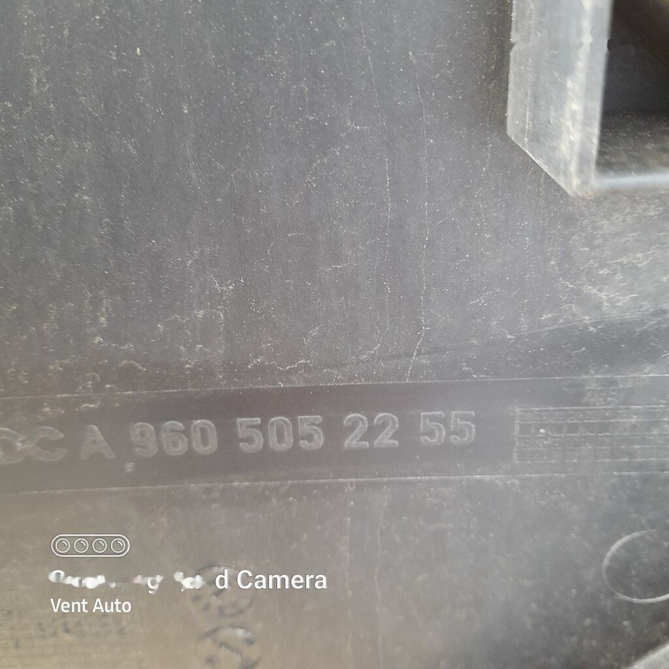 Mercedes-Benz ACTROS MP4 A9605000002 / A9605002501 Mercedes-Benz A9605000002 / A9605002501 - Condensador para Camião: foto 5 Mercedes-Benz ACTROS MP4 A9605000002 / A9605002501 Mercedes-Benz A9605000002 / A9605002501 - Condensador para Camião: foto 5
