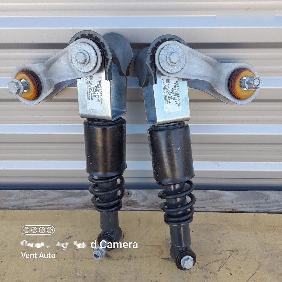 Mercedes-Benz ACTROS MP5 A9613100455 / A9613105255 / A9623101955 Mercedes-Benz A9613100455 / A9613105255 / A9623101955 - Amortecedor para Camião: foto 1 Mercedes-Benz ACTROS MP5 A9613100455 / A9613105255 / A9623101955 Mercedes-Benz A9613100455 / A9613105255 / A9623101955 - Amortecedor para Camião: foto 1