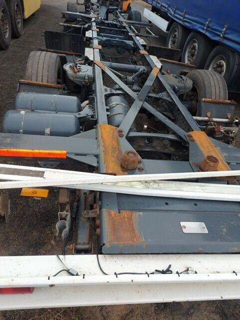 Mercedes-Benz Actros Mercedes-Benz ACTROS MP4 truck - Estrutura/ Châssis para Camião: foto 3 Mercedes-Benz Actros Mercedes-Benz ACTROS MP4 truck - Estrutura/ Châssis para Camião: foto 3