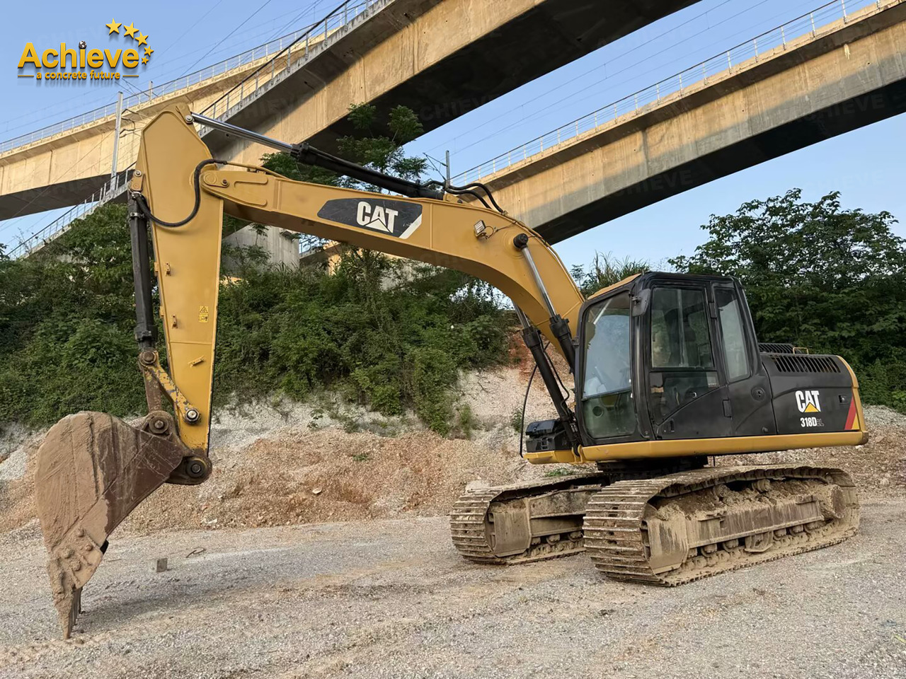 Caterpillar 318DL hydraulic excavator 0.72-0.8 m³ 91 kw/rpm 42.0-42.3 kN Cat® C4.2 【ACHIEVE】 TOP CONDITION!!! - Escavadora de rastos: foto 3 Caterpillar 318DL hydraulic excavator 0.72-0.8 m³ 91 kw/rpm 42.0-42.3 kN Cat® C4.2 【ACHIEVE】 TOP CONDITION!!! - Escavadora de rastos: foto 3