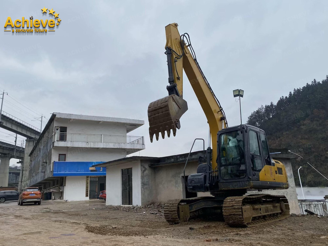 XCMG XE135D 0.32-0.61(0.52) m³ 86/2200 kw/rpm QSF3.8 260 L 99.1 kN 【ACHIEVE】 TOP CONDITION!!! - Escavadora de rastos: foto 5 XCMG XE135D 0.32-0.61(0.52) m³ 86/2200 kw/rpm QSF3.8 260 L 99.1 kN 【ACHIEVE】 TOP CONDITION!!! - Escavadora de rastos: foto 5