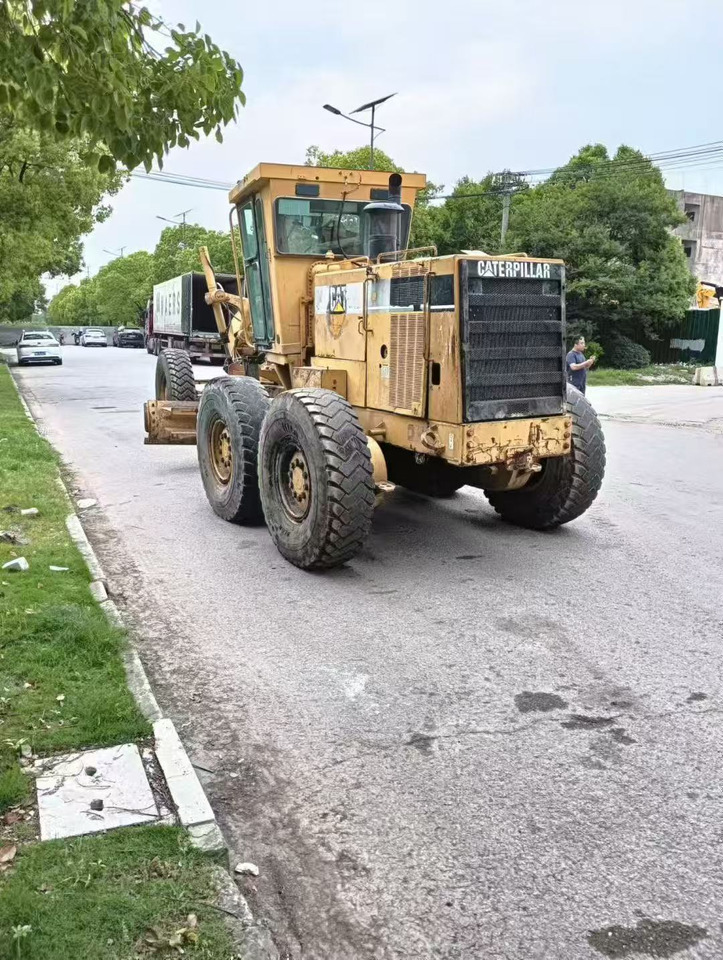 Caterpillar 14H, 140H Motor Grader Original Color CAT Machine - Motoniveladora: foto 3 Caterpillar 14H, 140H Motor Grader Original Color CAT Machine - Motoniveladora: foto 3
