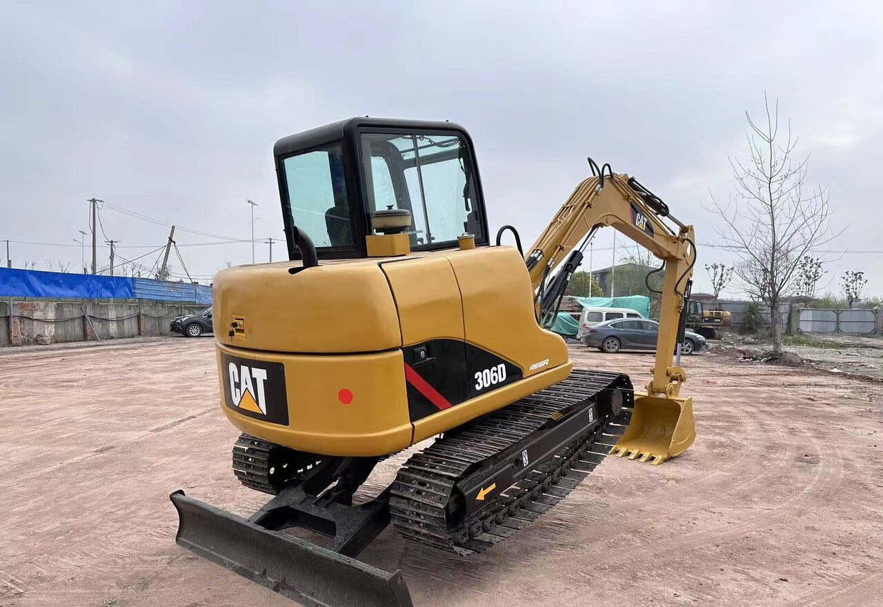 Caterpillar 6 ton Excavator CAT 306 Used Condition - Escavadora de rastos: foto 1 Caterpillar 6 ton Excavator CAT 306 Used Condition - Escavadora de rastos: foto 1